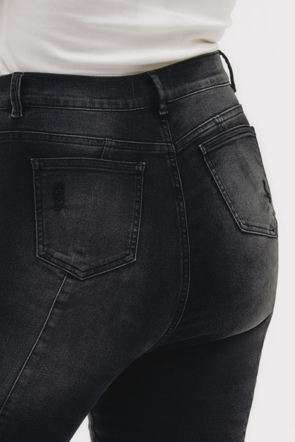 Skinny Jeans Curvy - Negro Carbón